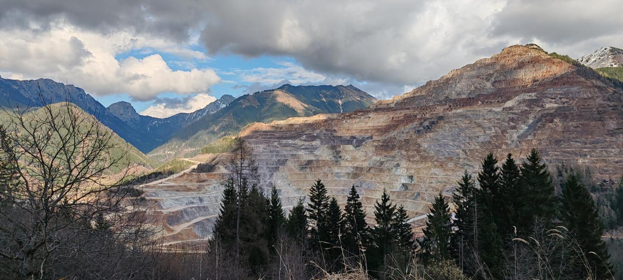 Gasthof Zur Post ไอเซเนิร์ซ ภายนอก รูปภาพ