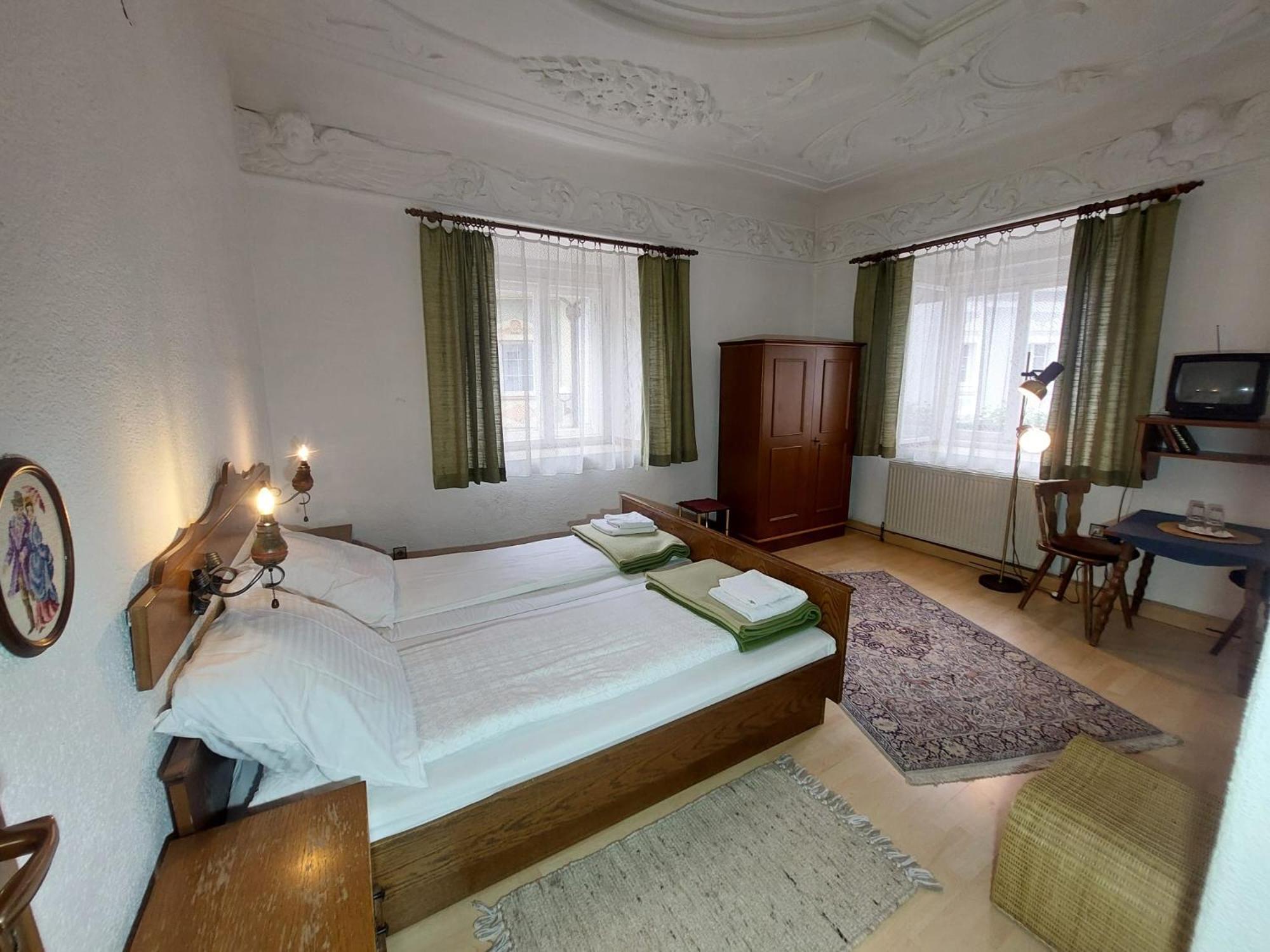 Gasthof Zur Post ไอเซเนิร์ซ ภายนอก รูปภาพ