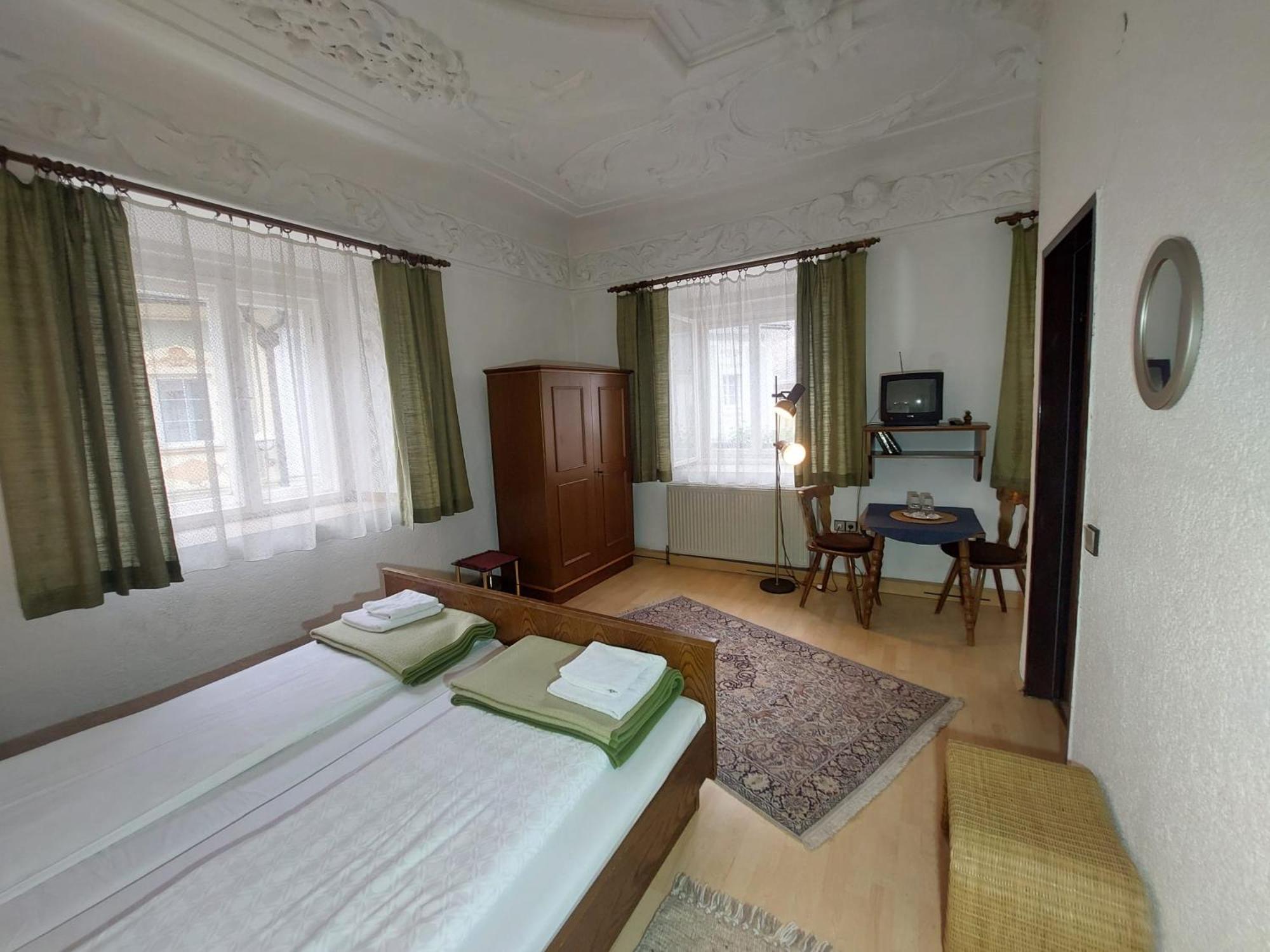 Gasthof Zur Post ไอเซเนิร์ซ ภายนอก รูปภาพ